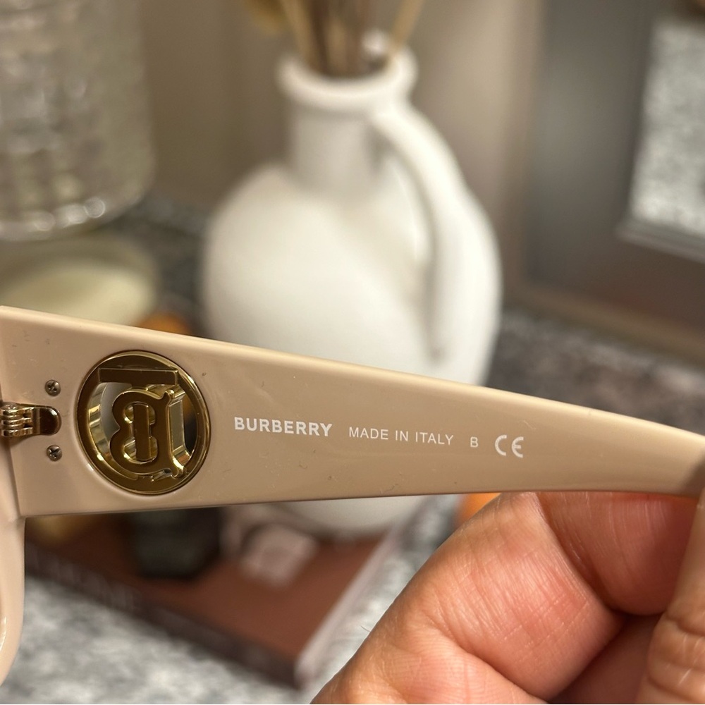 Burberry Tan Sunglasses - Picture 6 of 6